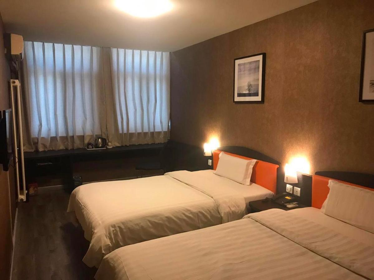 7Days Inn West Liaoyang Road Carrefour Циндао Экстерьер фото